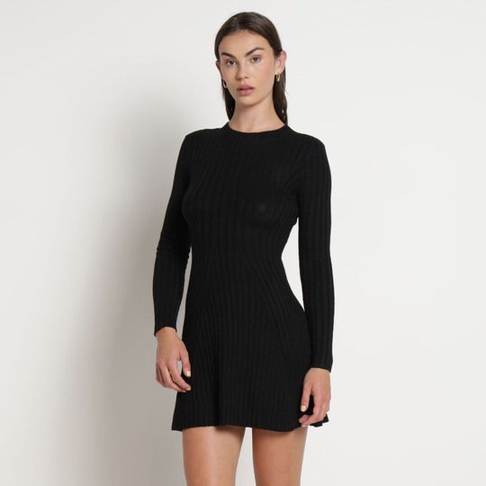VESTIDO NEGRO CORTE A PARA MUJER
